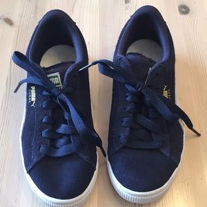 Boys shoes